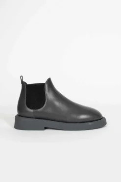 Beatles Ankle Boot Lead