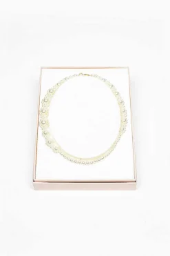 Daisy Pearl Necklace