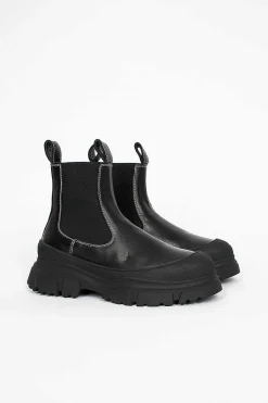 Fabulous Boot Black