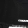 Light Wool Scarf Black