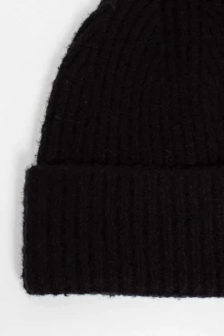 Ribbed Beanie Black