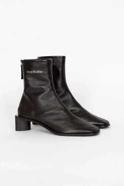 Square Toe Boot Black