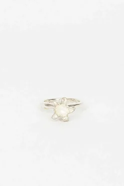 Valeria Flower Ring