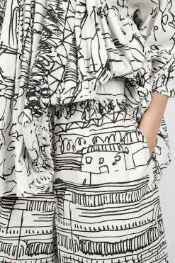 Village Print Bermuda Black/White