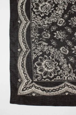 Wildflower Scarf Black